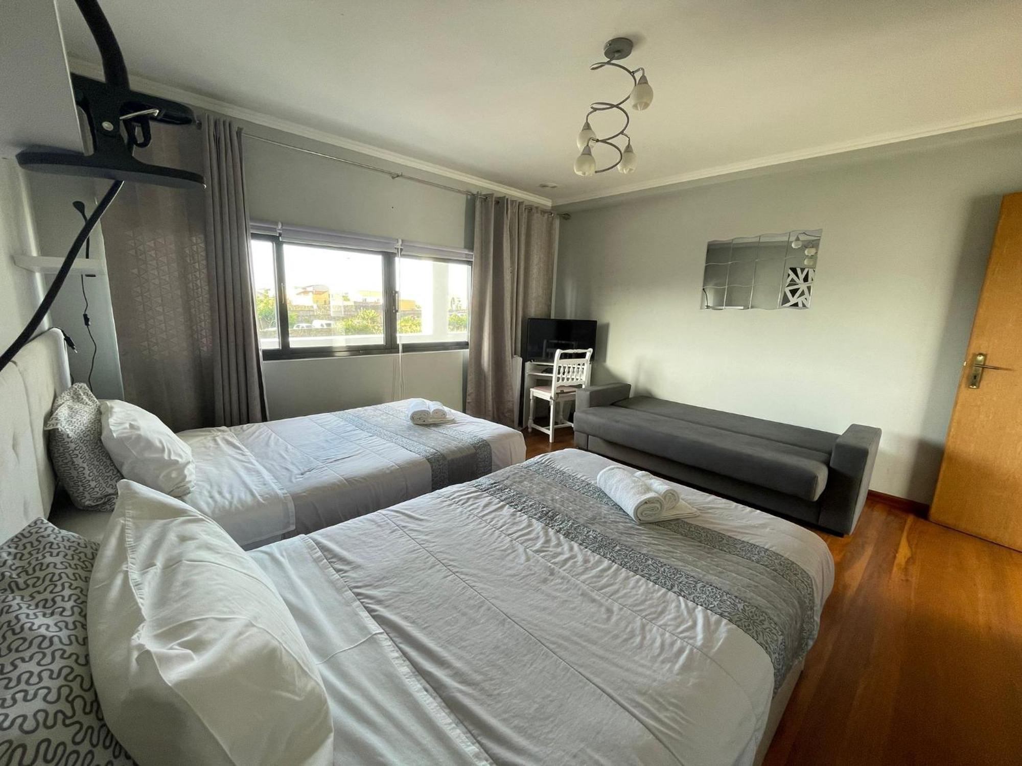 Surf&Guest Lorena´s House Ribeira Grande Extérieur photo